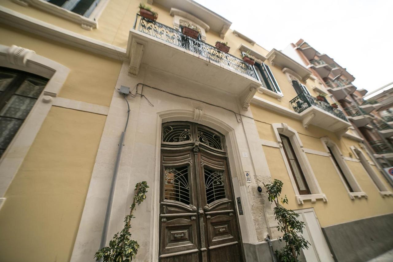 4 Balconi liberty apartments Lecce Esterno foto