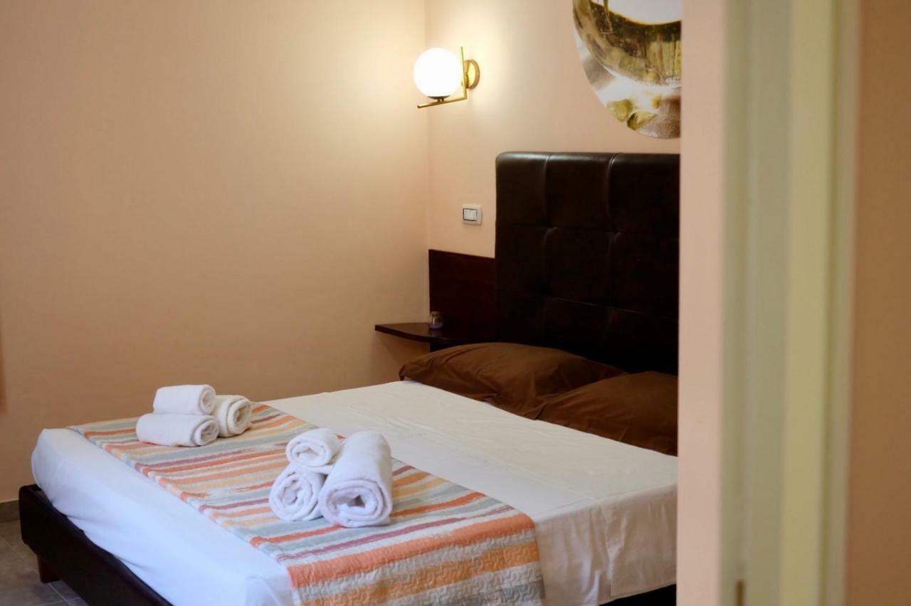 4 Balconi liberty apartments Lecce Esterno foto