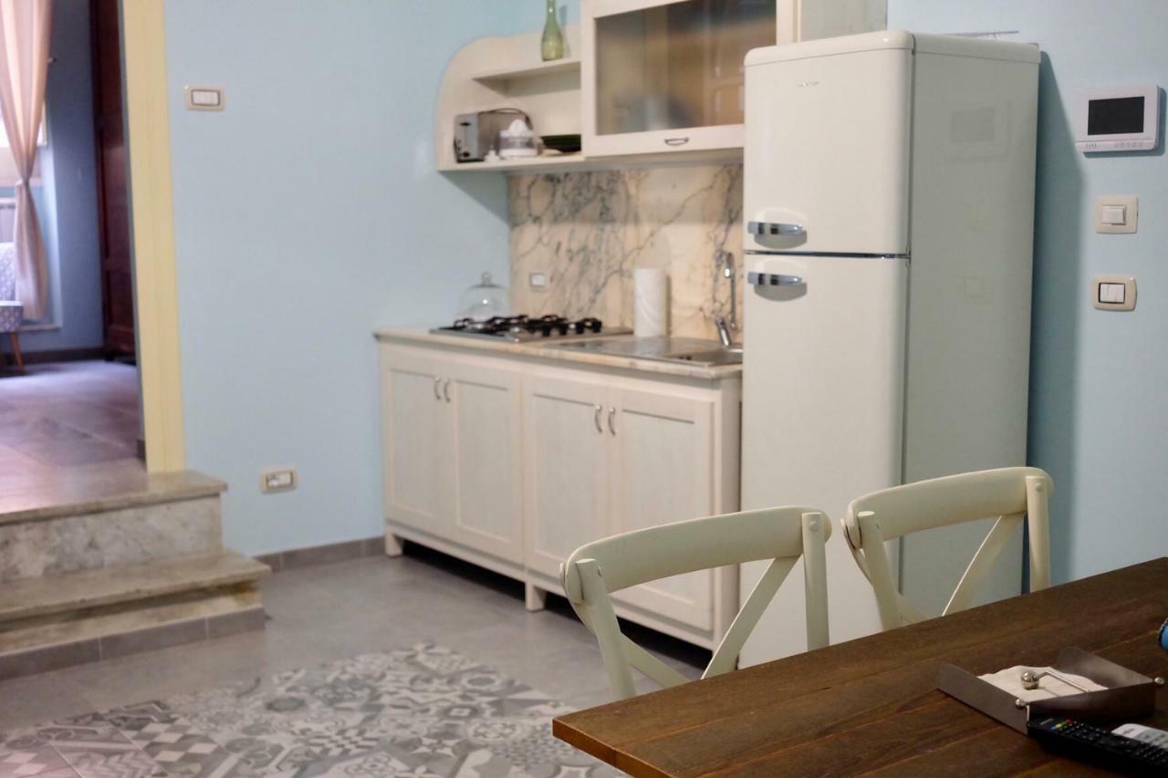4 Balconi liberty apartments Lecce Esterno foto
