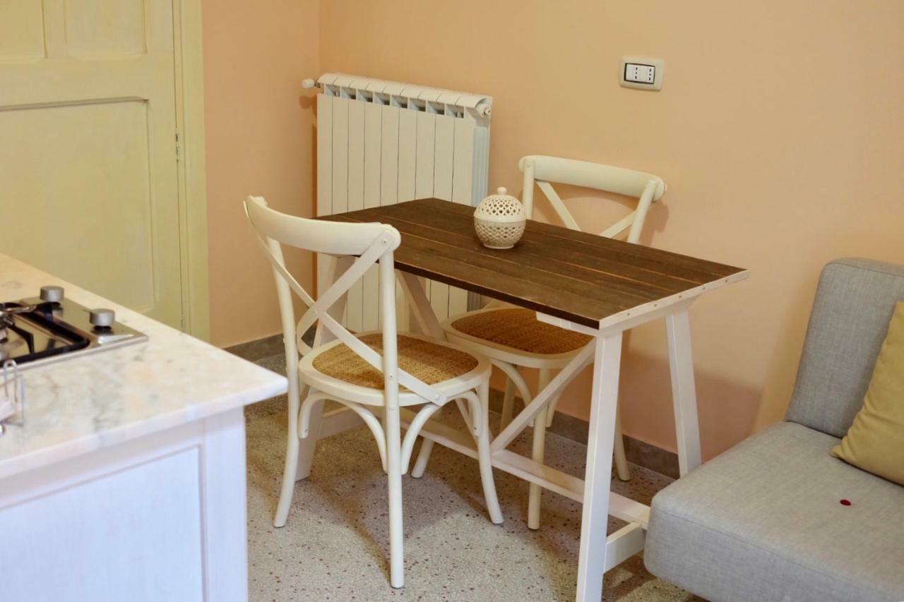 4 Balconi liberty apartments Lecce Esterno foto