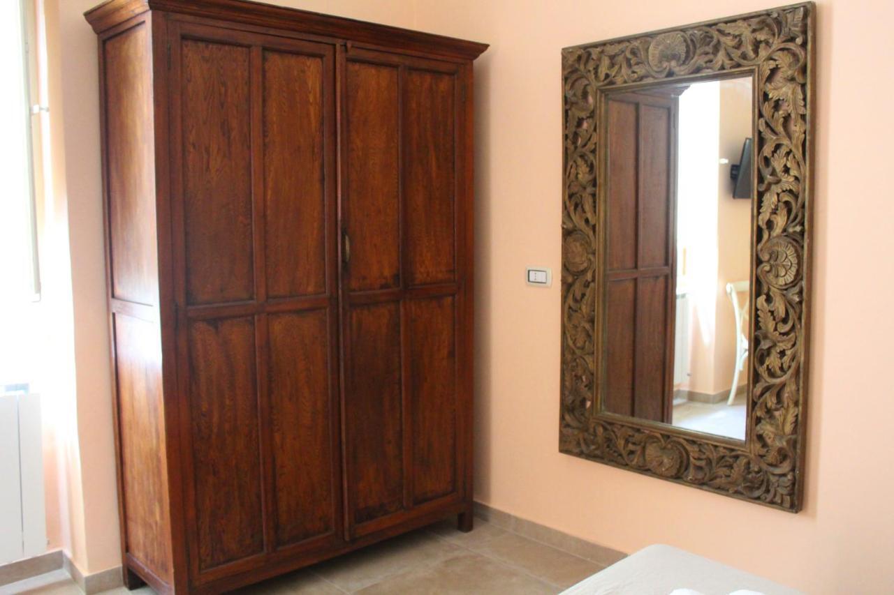 4 Balconi liberty apartments Lecce Esterno foto
