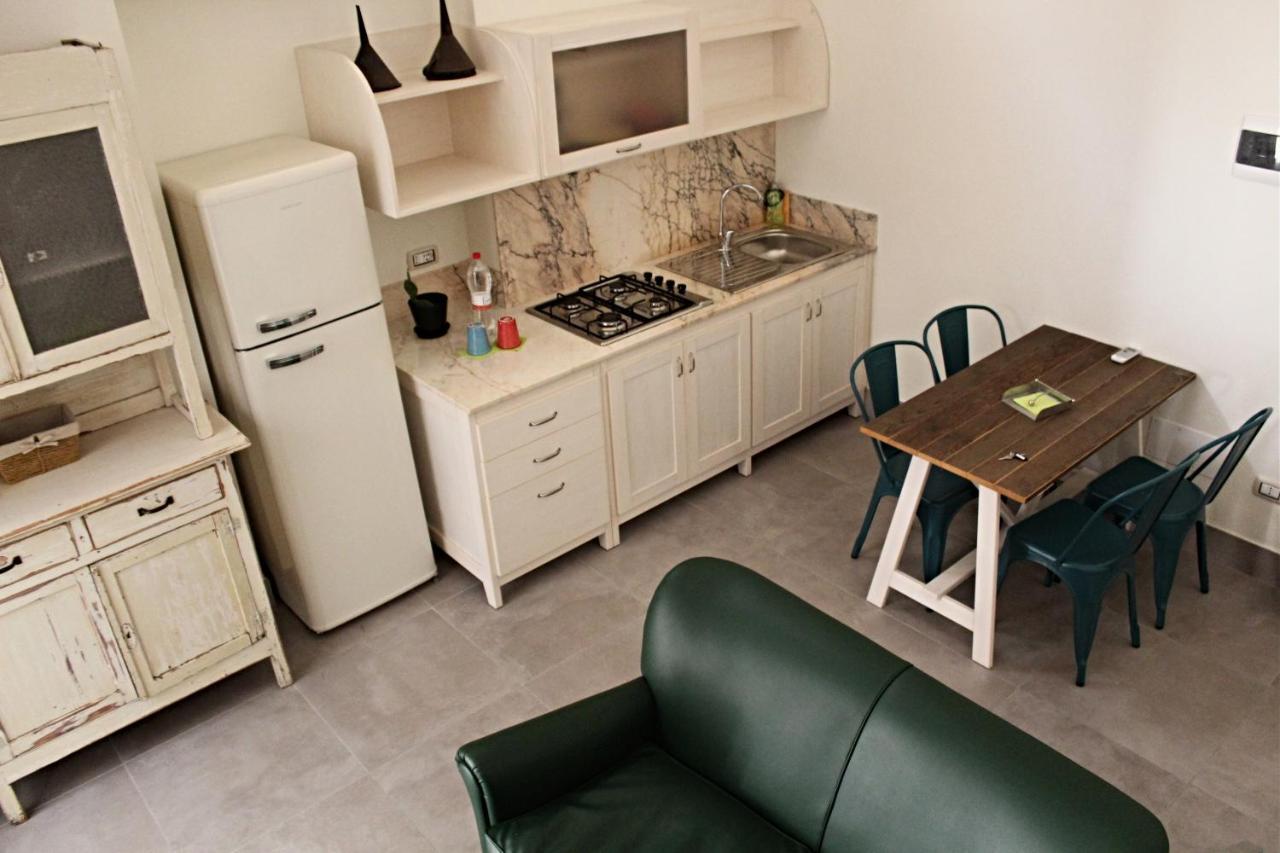 4 Balconi liberty apartments Lecce Esterno foto